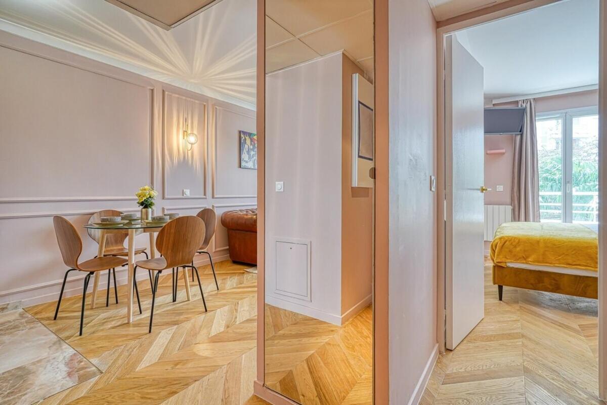 Melody Suite In Paris Courbevoie Bagian luar foto